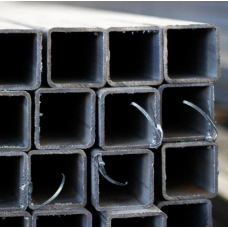 Труба электросварная низколегированная квадратная 120х120х5х5000 мм ГОСТ 8639-82 для строительной промышленности